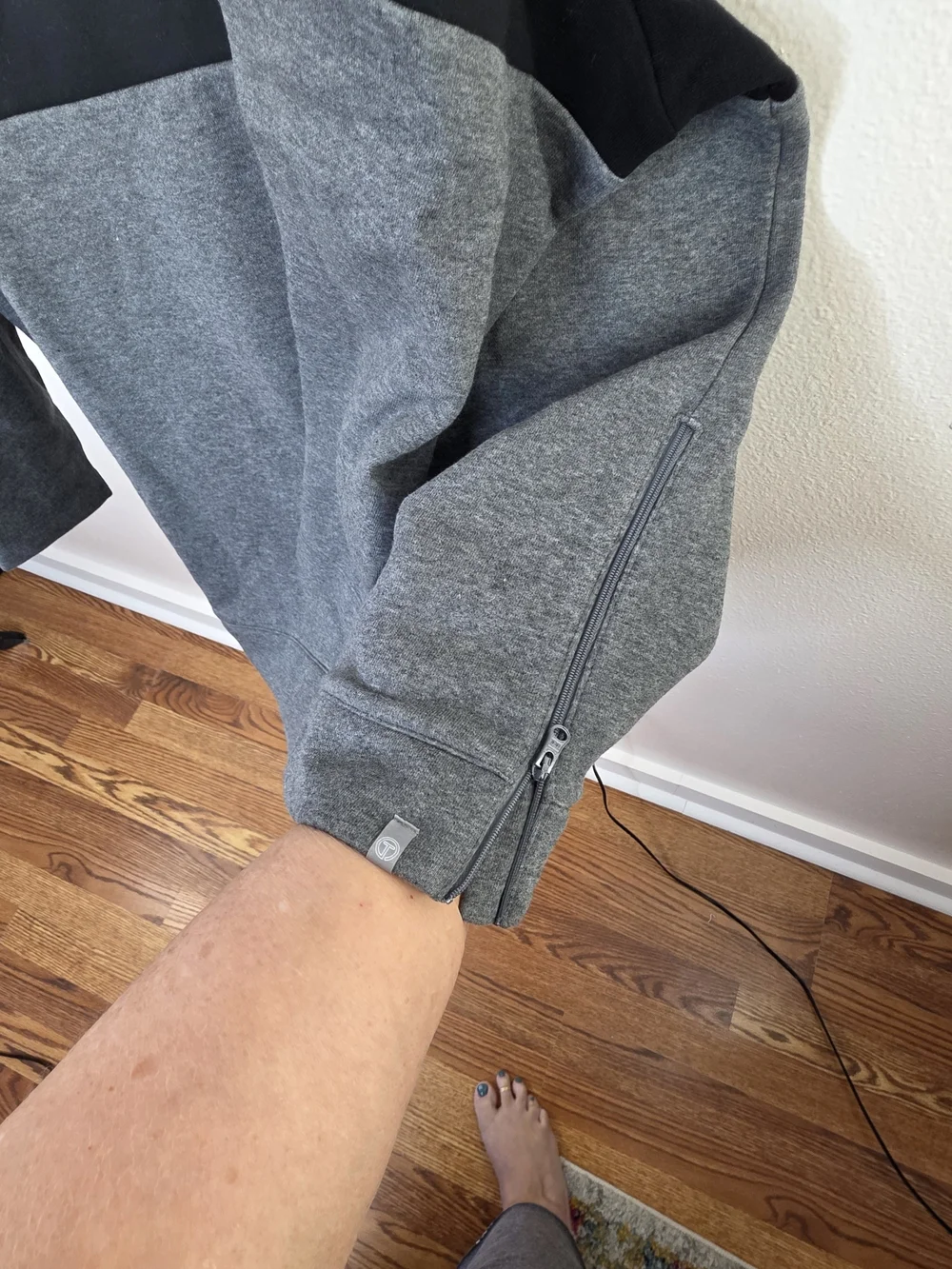 T By Talbots Cozy Colorblock Pullover Fleece Sweatshirt Ivory, Black & Gray 2Xp